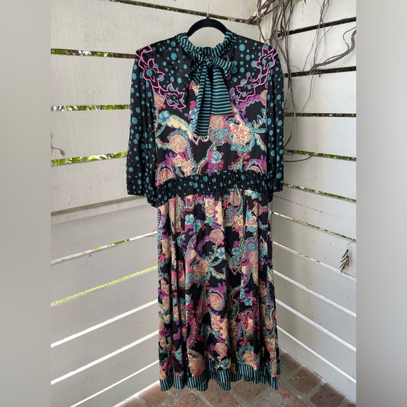 Diane Freis Shell Dress - Picture 3 of 13